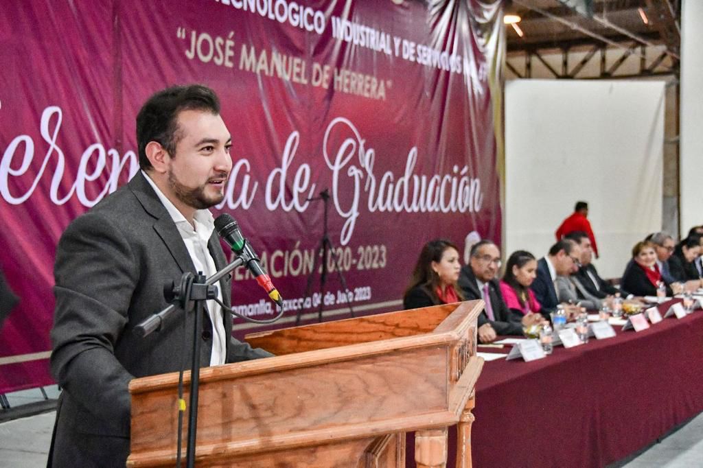 Reconoce titular de la SEPE apoyo del Presidente Salvador Santos Cedillo a la educación en Huamantla